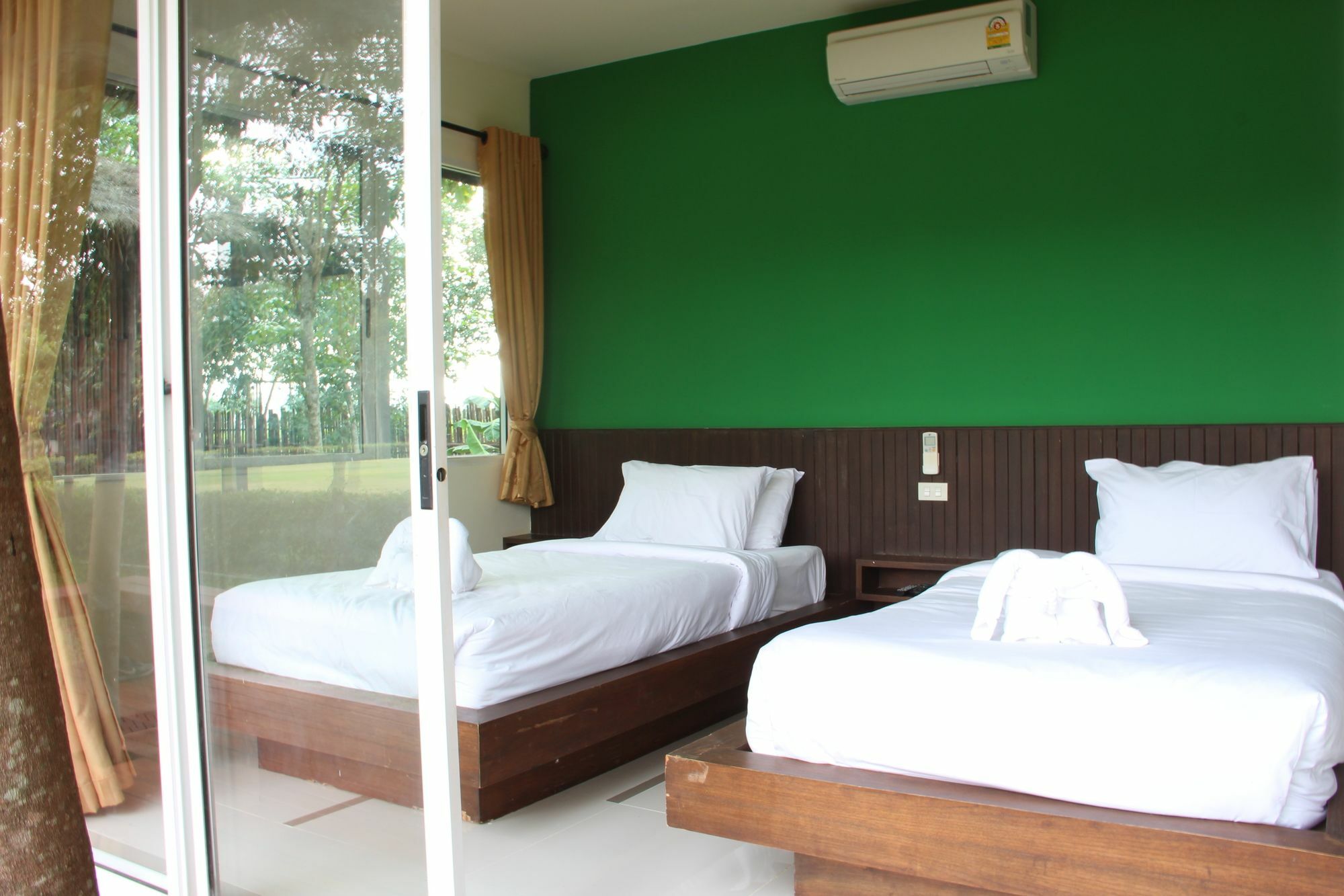 Singha Rubber Tree Hotel ไทรโยค ภายนอก รูปภาพ